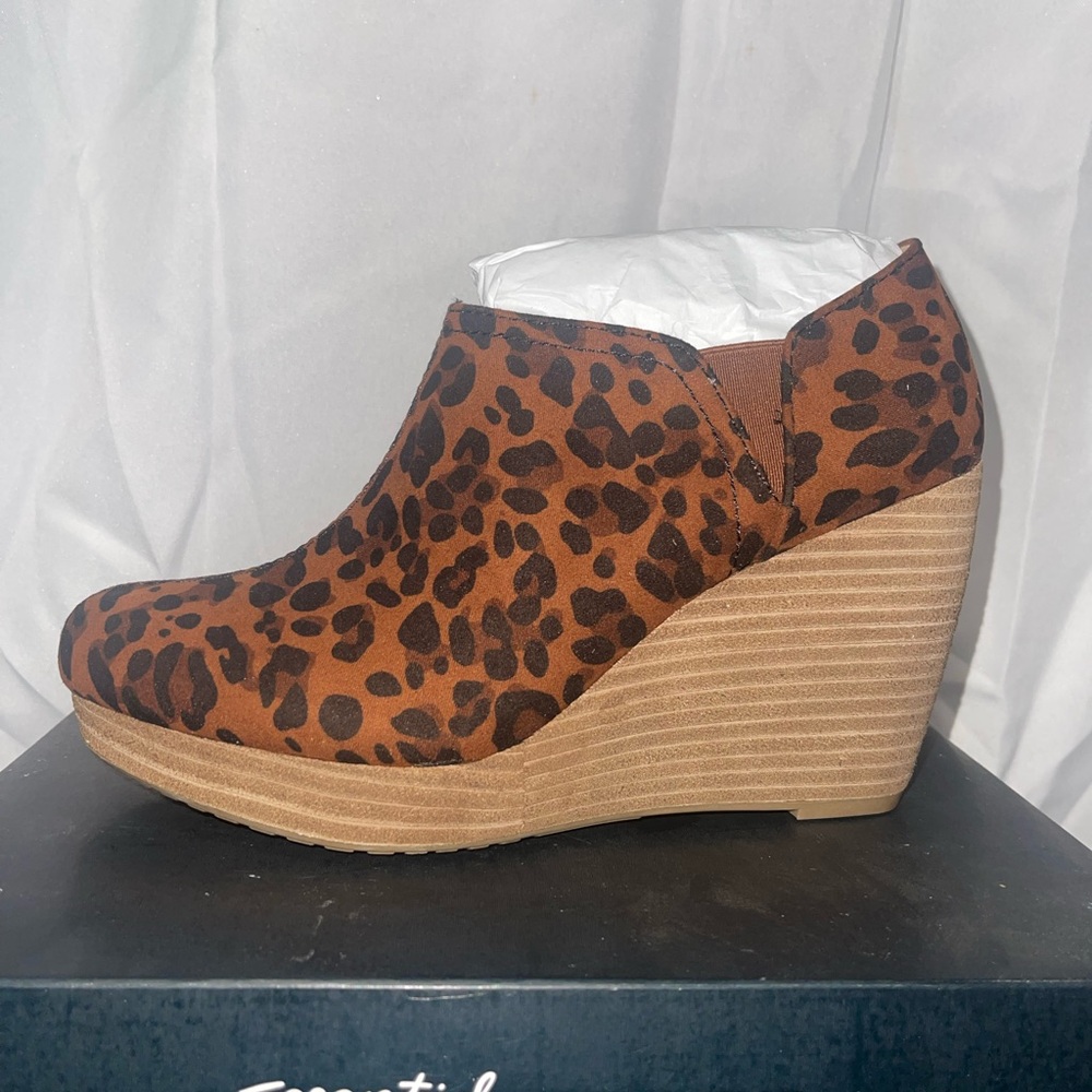 Dr. Scholl's Brown Leopard Print Wedges